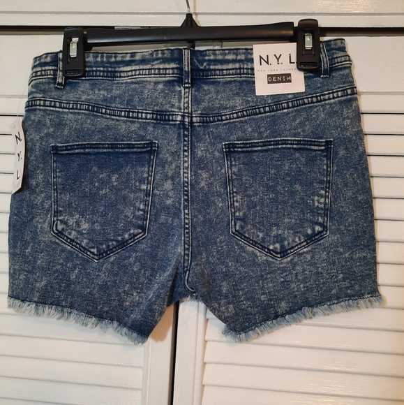 New York laundry distressed shorts sz 11 NWT *A1 - Picture 2 of 4